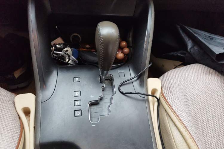 Used Hyundai ix35 2013 2.0L Automatic Two-Wheel Drive Smart GLS China IV Standard
