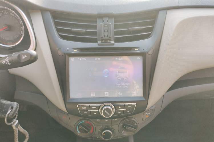 Used Chevrolet Sail 2015 Sail 3 1.5L Manual with Ideal Sunroof Edition