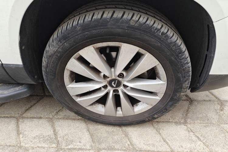 Used Jetta VS7 2020 1.4T Automatic Entry-Level Trim Right Front Wheel Hub