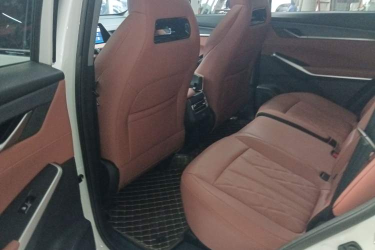 Used CHANGAN CS75 PLUS 2024 3rd Generation Champion Edition 1.5T Intelligent Drive Dynamic Model