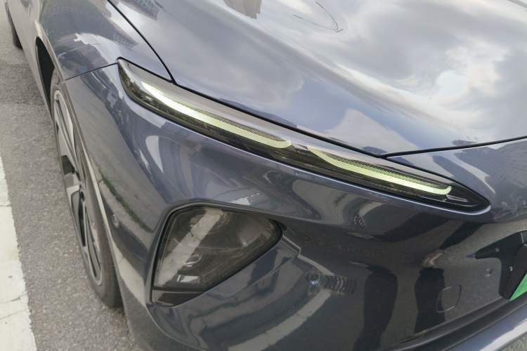 Used Nio ET7 2022 100kWh First Edition Right Front Headlight