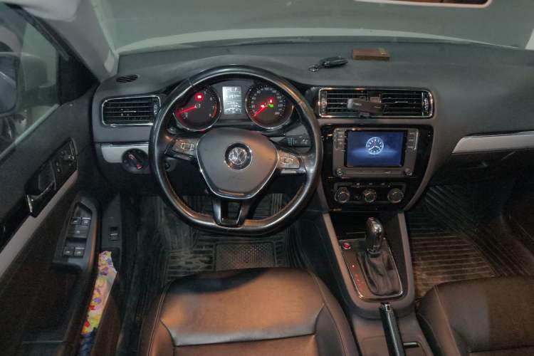 Used Volkswagen Sagitar 2017 1.6L Automatic Comfort Model