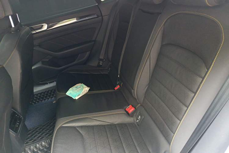 Used Volkswagen FAW-Volkswagen CC 2021 380TSI Striking Edition Left Rear Seat