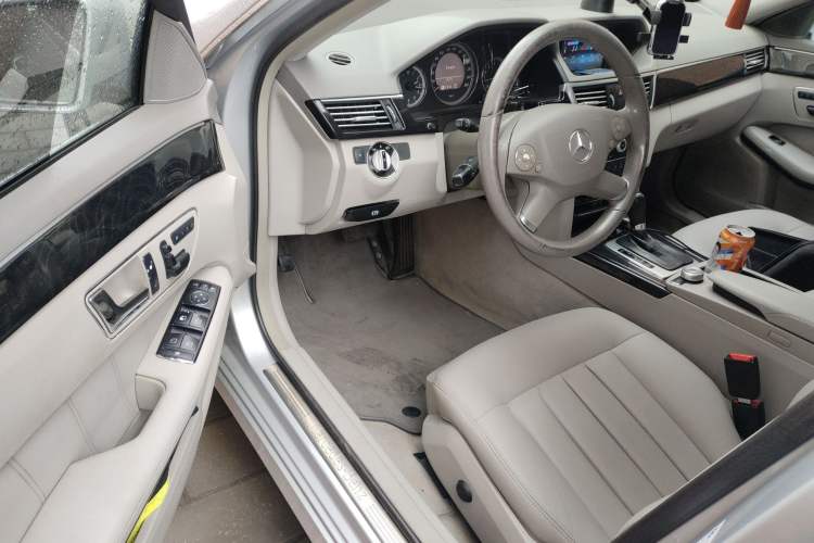 Used Mercedes-Benz E-Class 2010 E 200 CGI Elegant Model Driver Seat