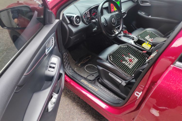 Used MG HS 2018 20T Automatic Two-Wheel Drive Hormone Dynamic Edition China V Standard Driver Seat