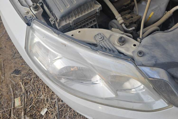 Used Baojun 630 2011 1.5L manual Elite version
