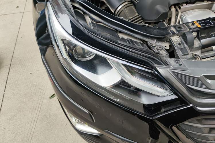 Used Chevrolet Equinox 2019 Redline 550T Automatic All-Wheel-Drive RS Model China VI Standard
