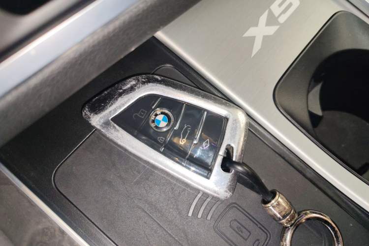 Used BMW X5 2022 Restyled xDrive 30Li Luxury Version M Sport Package
