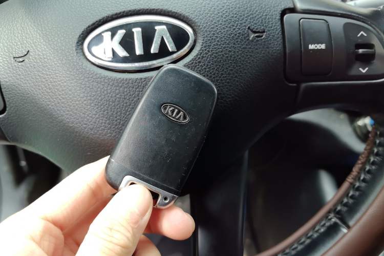 Used Kia Sportage R 2014 2.0L Automatic Two-Wheel Drive GLS Trim Vehicle Key