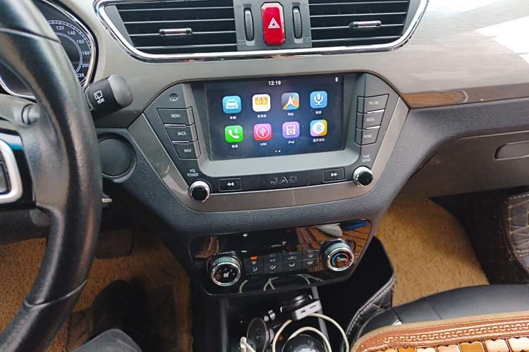 Used JAC Refine S2 2015 1.5L CVT Luxury Smart Version
