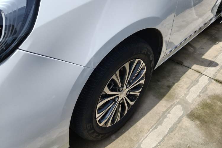 Used Buick GL8 2021 Land Cruiser Executive Class 652T Luxury Model