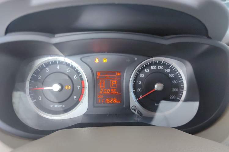 Used Venucia D50 2013 1.6L Automatic Fashion Edition