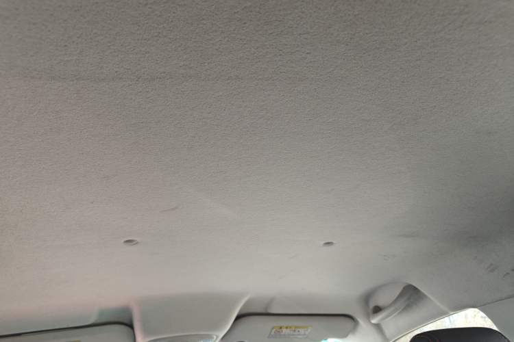 Used Cowin C3 2015 1.5L Manual Gold Diamond Edition