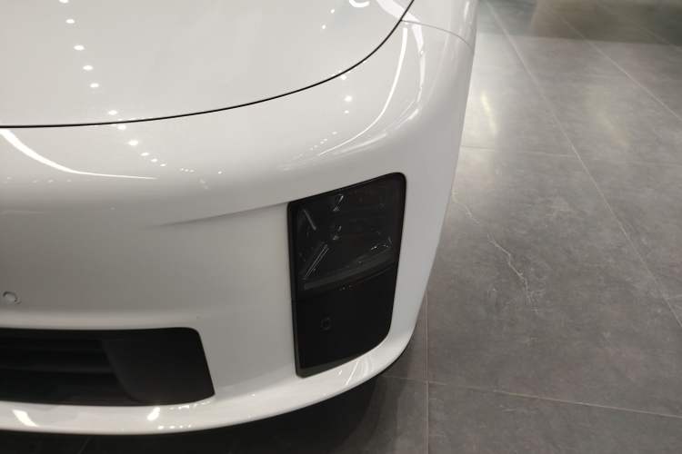 Used Li Auto i6 2025 Model Two-Wheel-Drive Standard Type