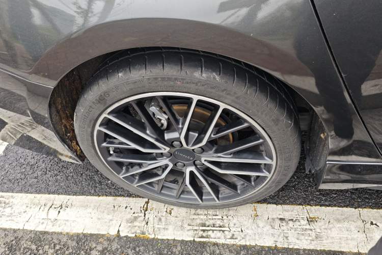 Used Lynk & Co 03 2023 2.0TD DCT H-Power Halo Exterior 5