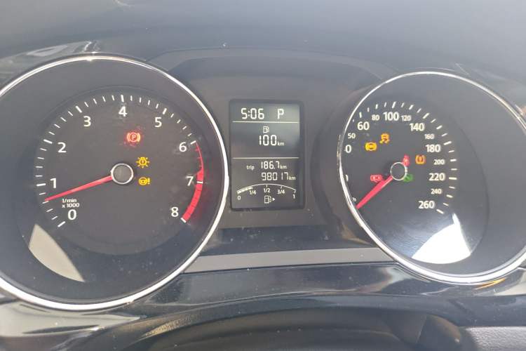 Used Volkswagen Sagitar 2015 1.6L Automatic Comfort Model