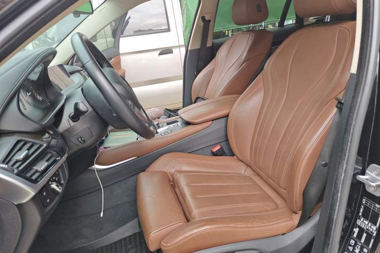 Used BMW X6 2017 xDrive28i
