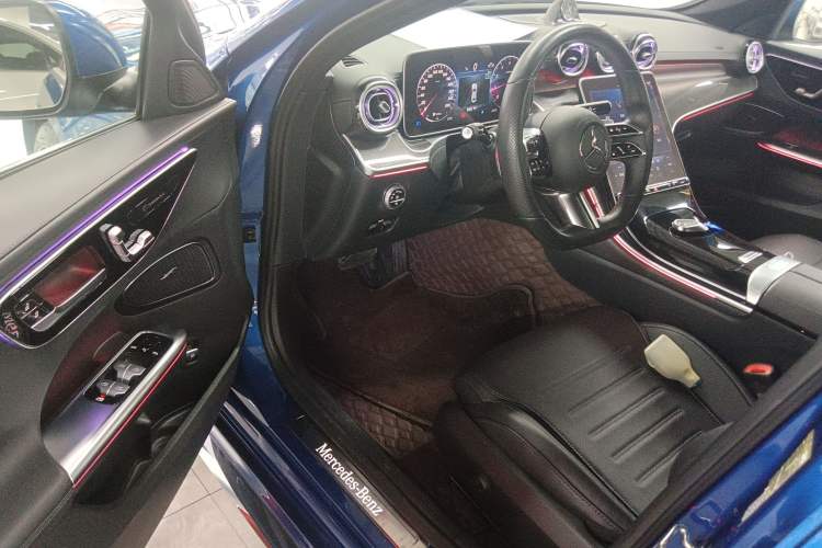 Used Mercedes-Benz C-Class 2022 Restyled C 260 L Sport Edition Driver Seat