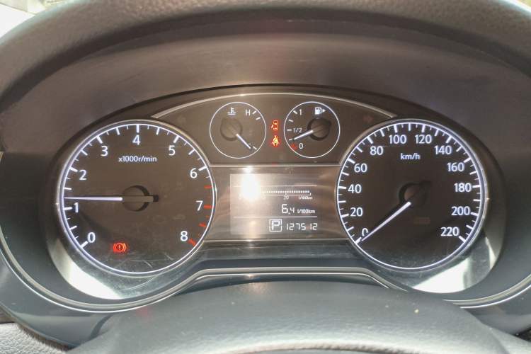 Used Nissan Tiida 2014 1.6L CVT Comfort Model Instrument Cluster