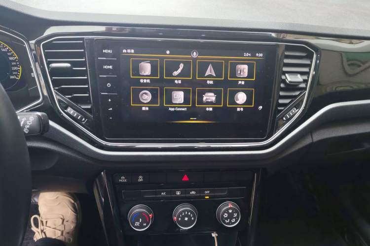 Used Volkswagen T-ROC 2021 280TSI DSG Two-Wheel Drive Comfort Connect Edition