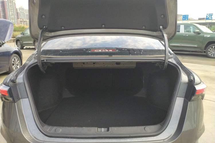 Used Geely Auto Binray 2022 Binrui COOL 1.5T DCT Electric Edition Trunk