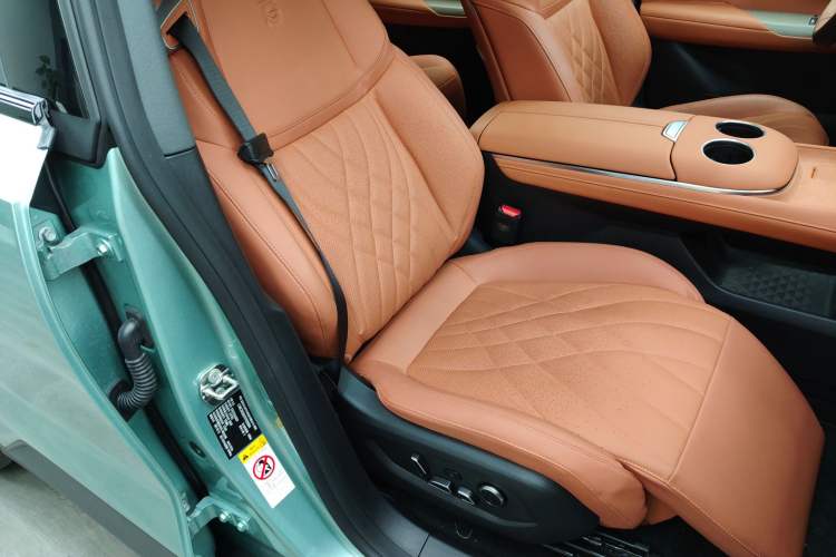 Used Deepal S07 2023 200Max Range-Extended Version