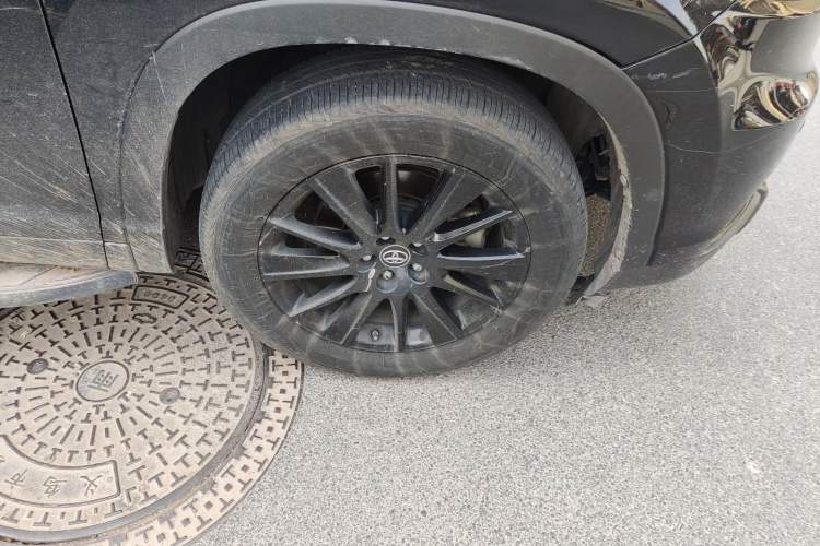 Used Toyota Highlander 2017 2.0T Four-Wheel Drive Black Edition Limited Model
