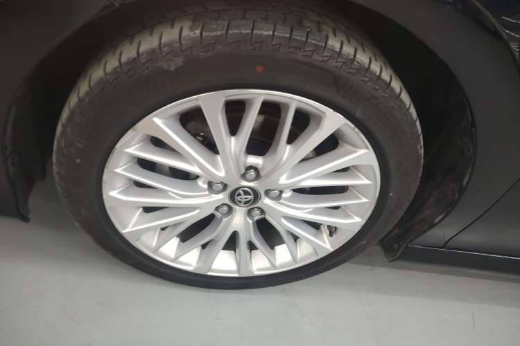 Used Toyota Camry 2019 2.5G Luxury Edition China VI Standard
