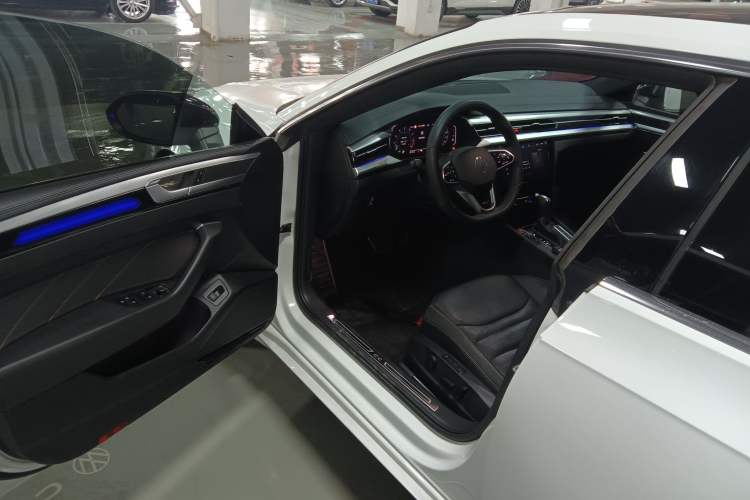 Used Volkswagen FAW-Volkswagen CC 2023 380TSI Striking Edition