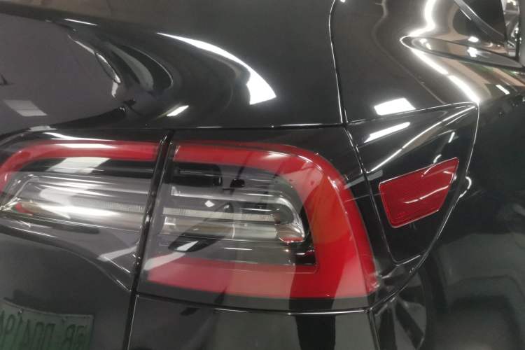 Used Tesla Model Y 2021 Standard Range Rear-Wheel Drive Version
