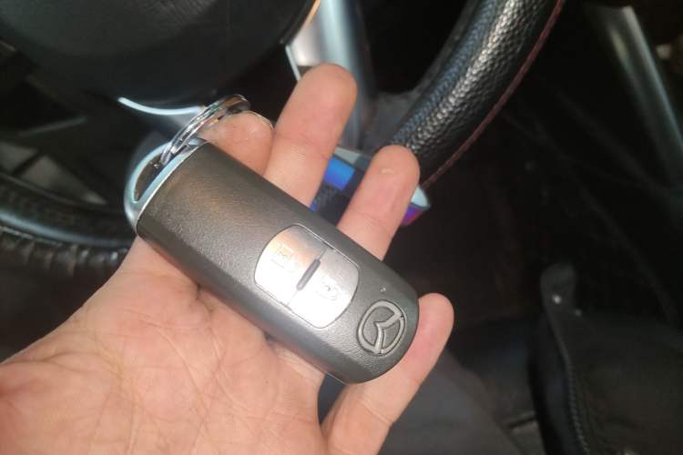 Used Mazda CX-5 2014 2.0L Automatic Two-Wheel Drive Urban Version
