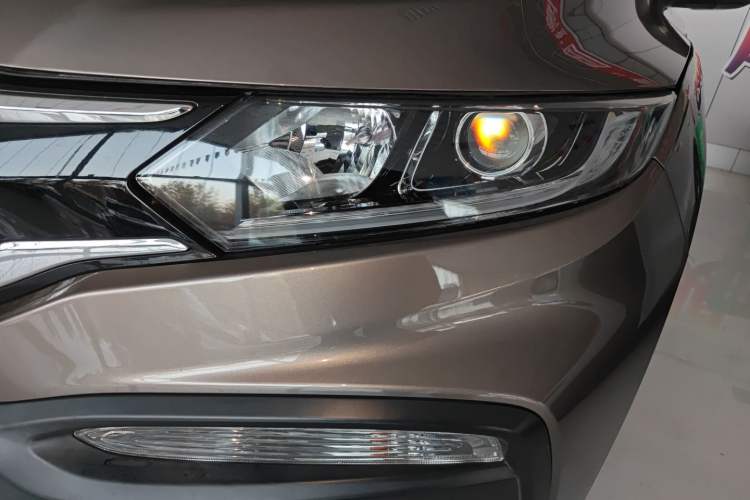 Used Honda XR-V 2017 1.8L EXi CVT Comfort Version
