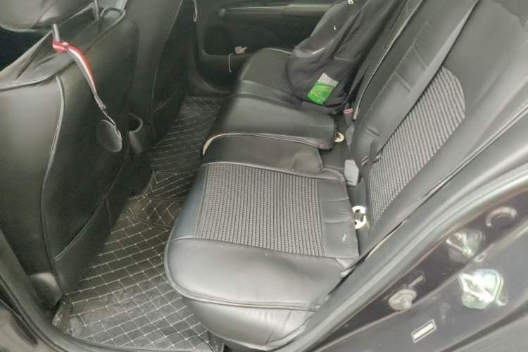 Used Honda Crider 2013 1.8L automatic luxury edition Left Rear Seat