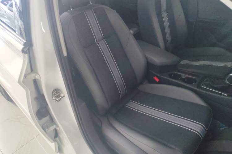 Used Volkswagen Sagitar 2023 300TSI DSG Flyover Edition Right Front Seat