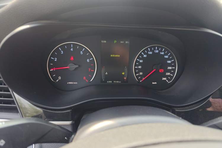 Used BYD Song MAX 2017 1.5T Automatic Smart Connect Prestige 7-Seater Instrument Cluster