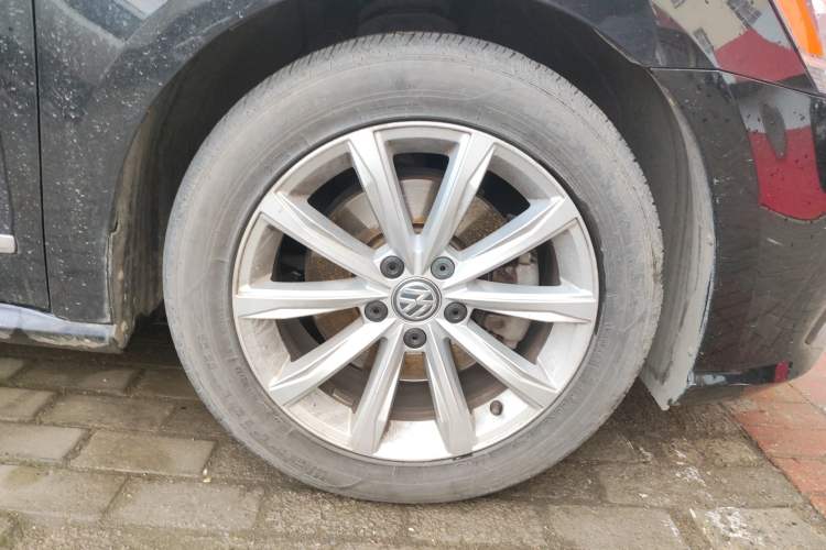 Used Volkswagen Passat 2017 330TSI DSG Luxury Edition Exterior 7