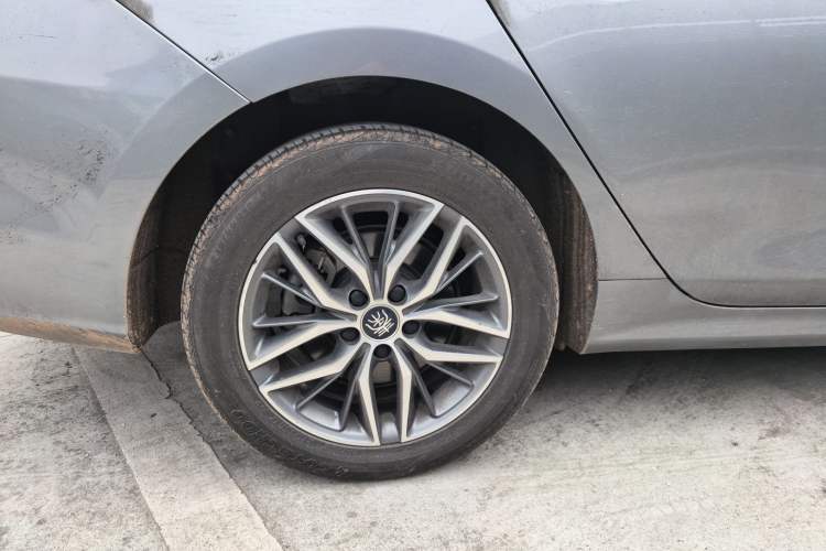 Used BYD Qin PLUS 2024 Honor Edition EV 510KM Beyond Model