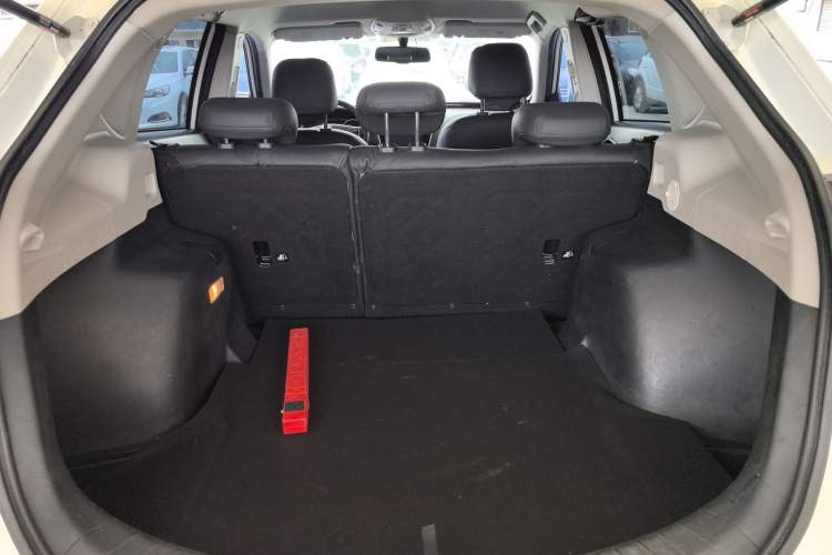 Used GAC Trumpchi GS5 Super 2015 2.0L Automatic Two-Wheel Drive Comfort Edition Trunk