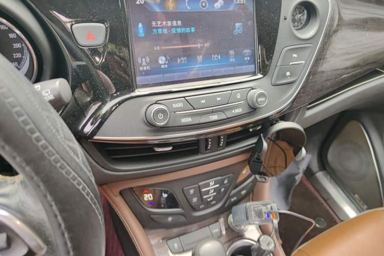 Used Buick Envision 2017 28T Four-Wheel Drive Elite Model