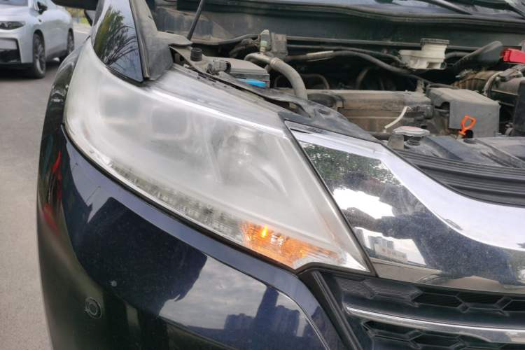 Used Honda Odyssey 2015 Updated Version 2.4L Smart Edition Right Front Headlight