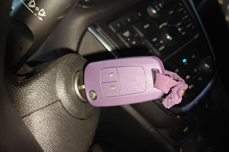 Used Buick Encore 2015 1.4T Automatic Two-Wheel Drive Urban Elite Version
