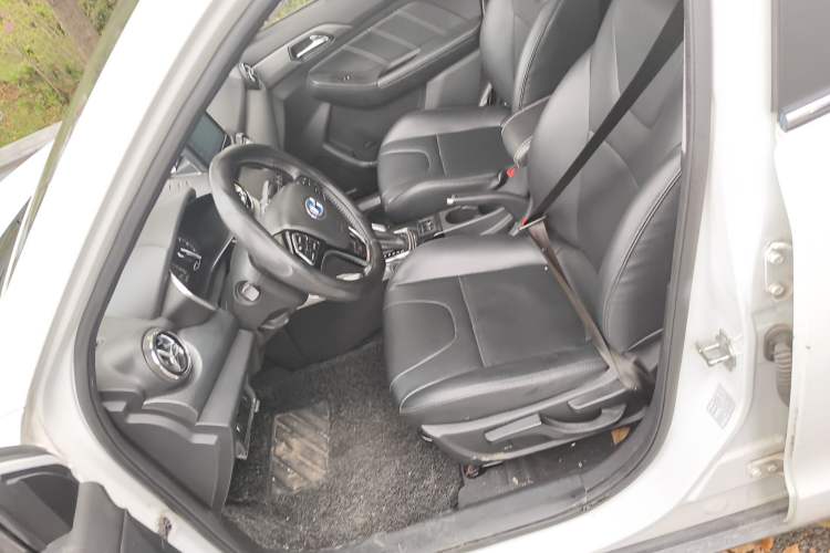Used BAIC Changhe Q35 2018 1.5L Automatic Cool Edition Left Front Seat