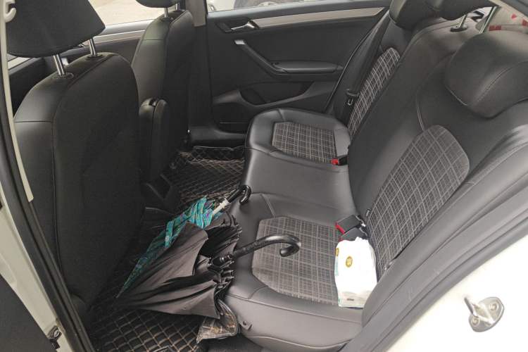 Used Volkswagen Jetta 2017 1.5L Manual Comfort Model Left Rear Seat