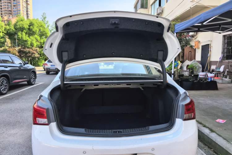 Used Buick Verano 2018 Sedan 20T Dual-Clutch Leading Model