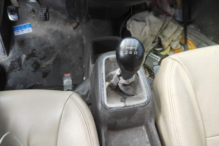 Used Wuling Rongguang 2014 1.5L S Base Version