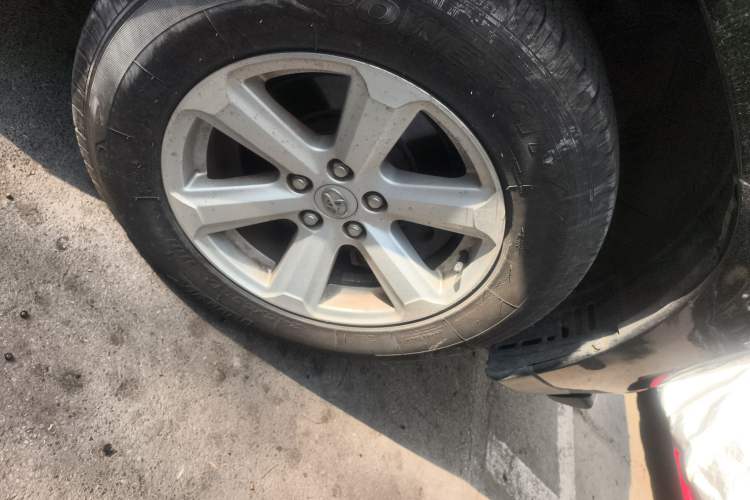 Used Toyota Highlander 2013 2.7L Two-Wheel Drive 5-Seater Purple Gold Edition