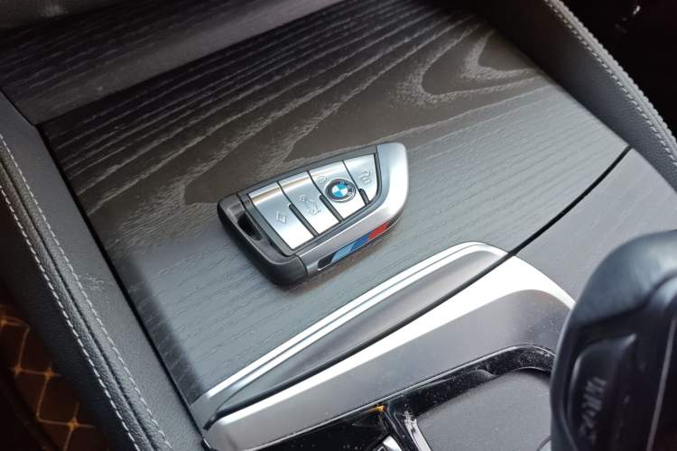 Used BMW 5 Series 2023 530Li Leading Model M Sport Package
