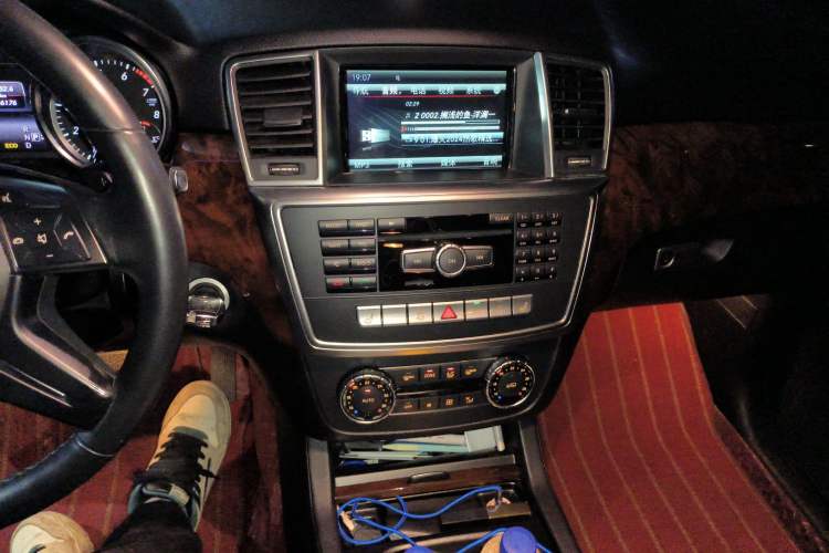 Used Mercedes-Benz M-Class 2015 ML 400 4MATIC Dynamic Model
