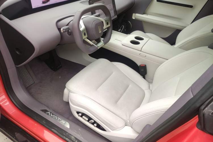 Used Avatr 06 2025 Max Extended-Range Edition Left Front Seat