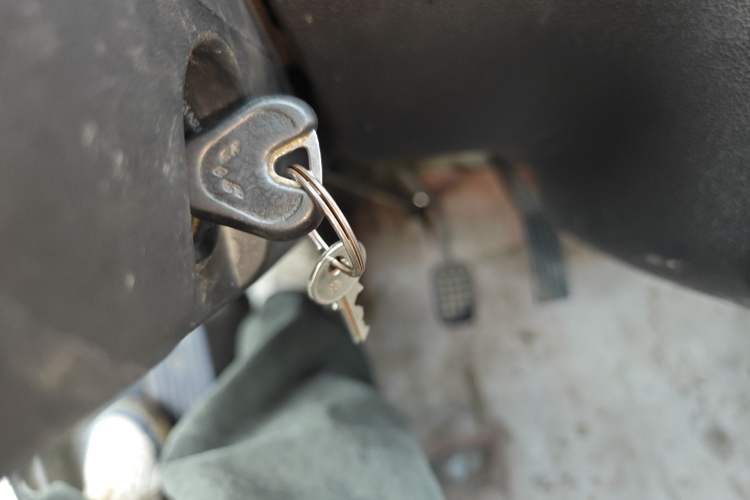 Used Wuling Zhiguang 2015 1.2L Practical LS-I Model
